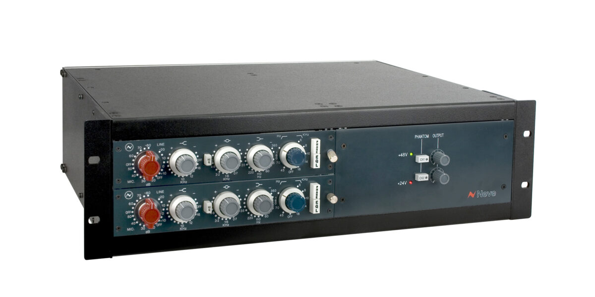 1084_rackmounted_3Qtr 1084_rackmounted_3Qtr