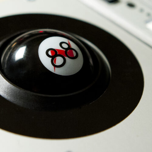 88RS Trackball Close