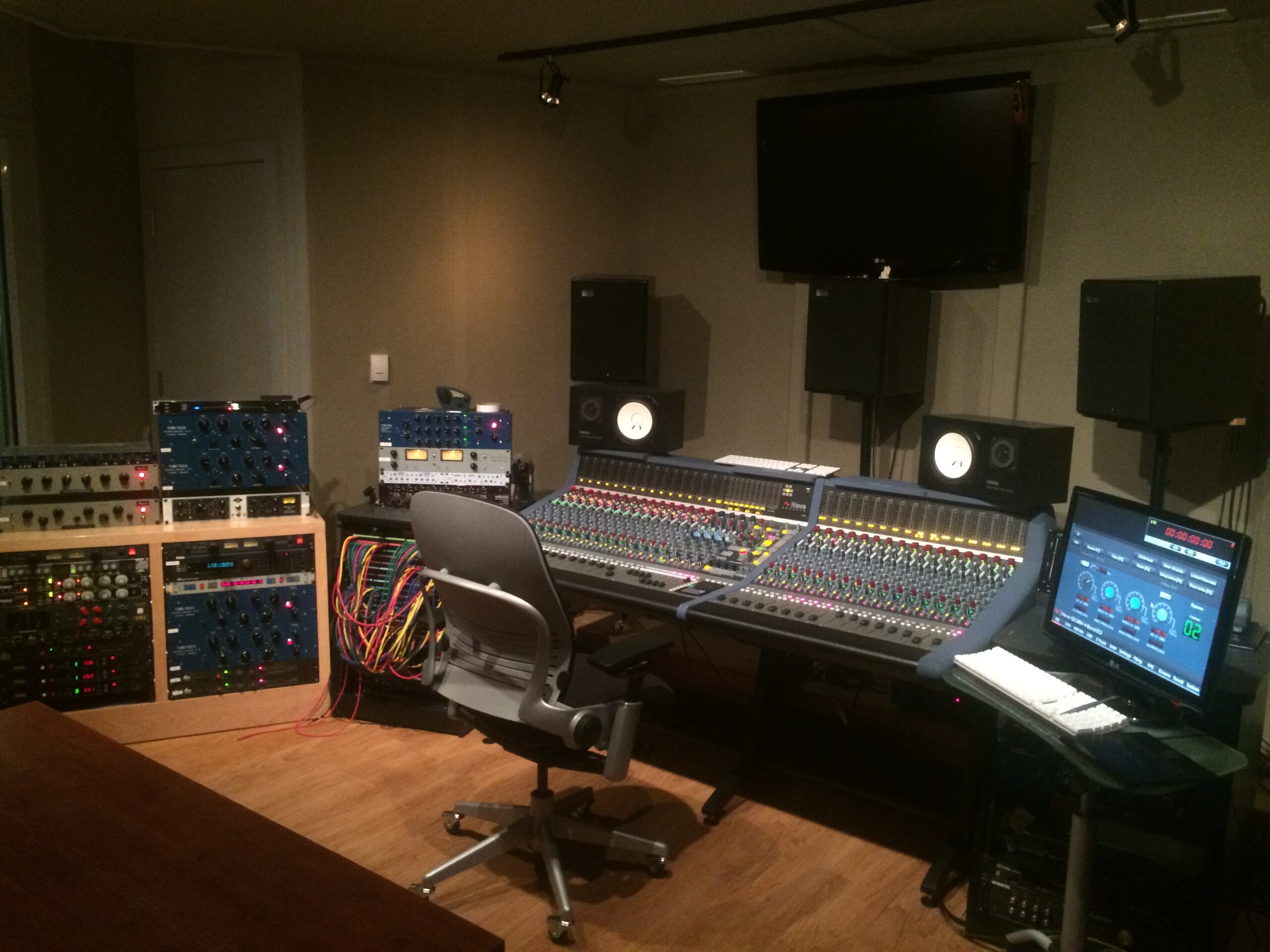 Toronto’s Blue Sound & Music takes delivery of a new Genesys G64