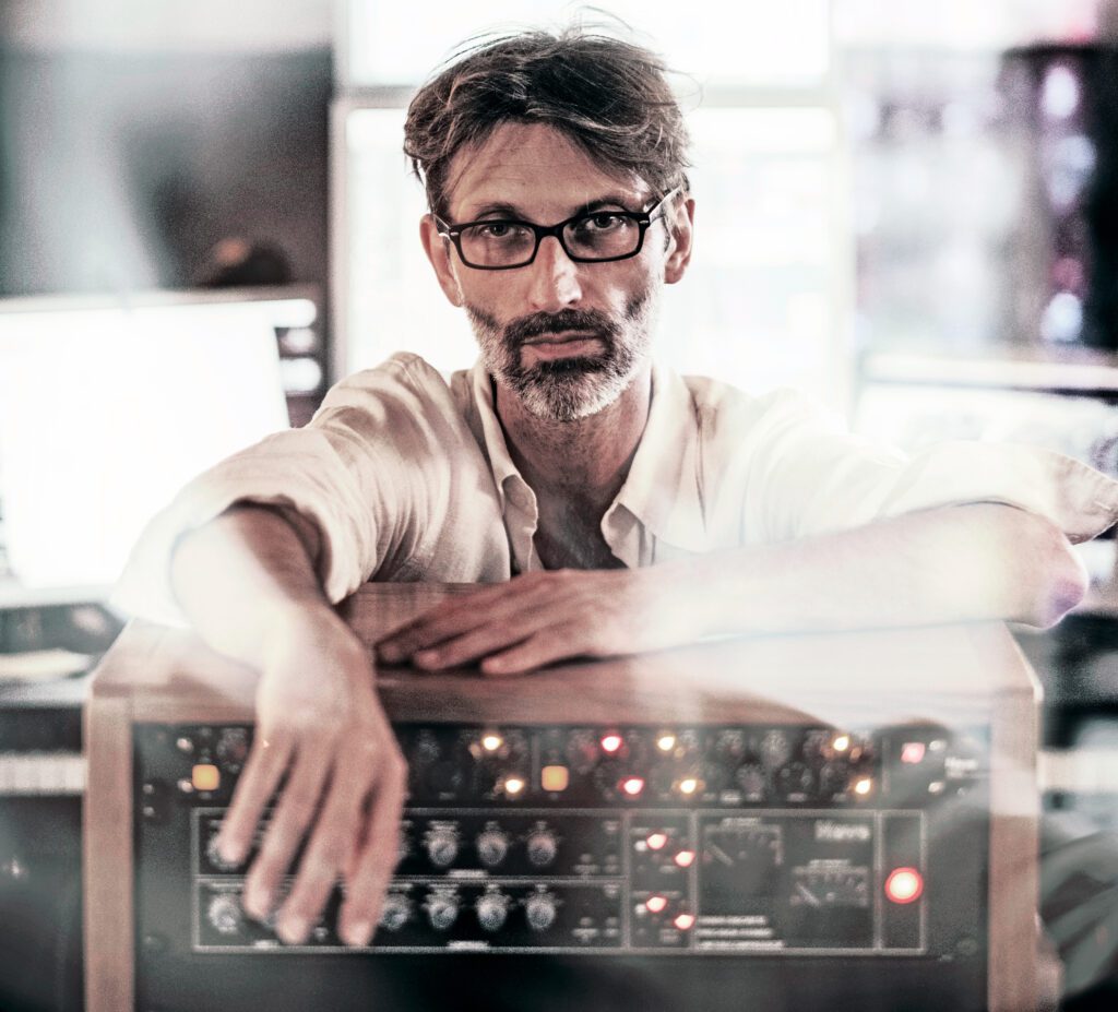 Stefano Lentini with the Neve 33609/N and 8803